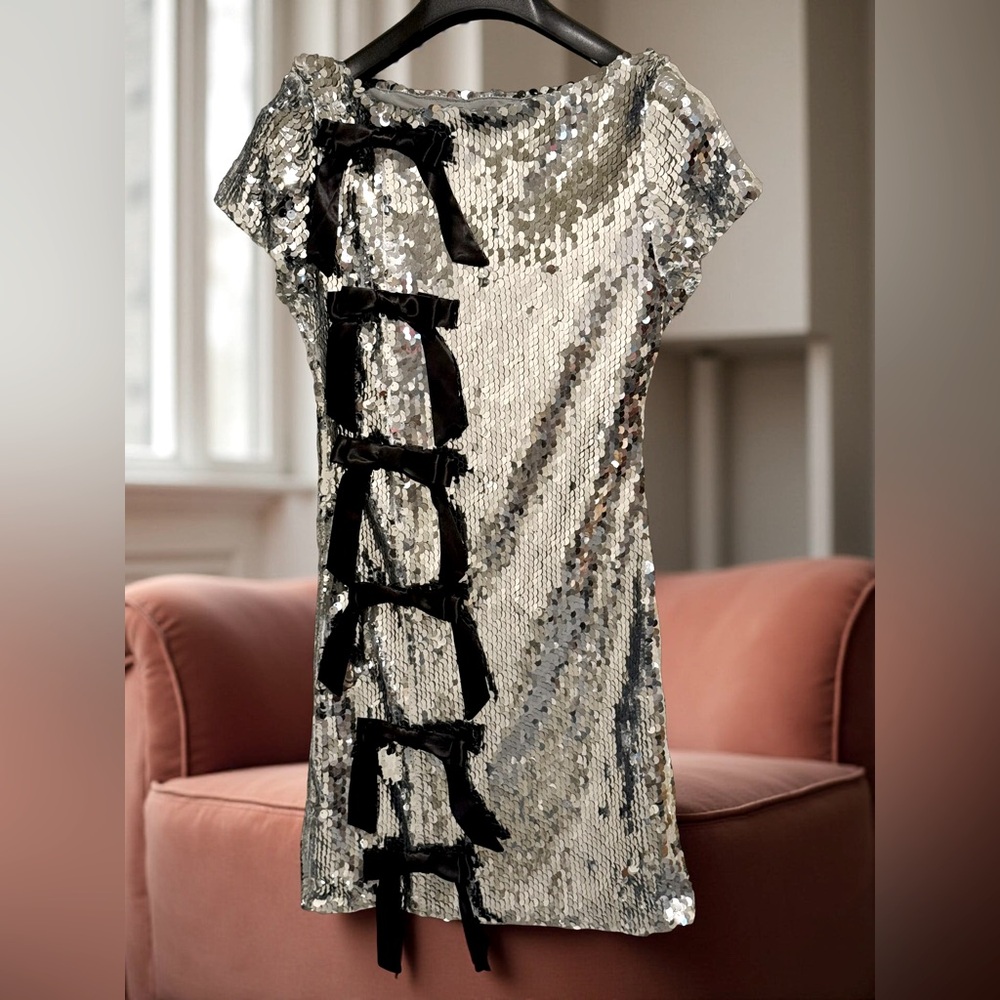 Akira NWT Size S Stunning Silver Sequin Short Sleeve Black Bow Mini Dress (0610) - Picture 15 of 15